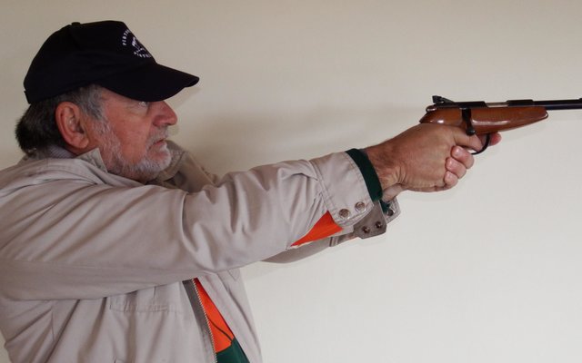 Johan van der Mescht van Franskraal wat by die WP se Skietspan ingesluit is